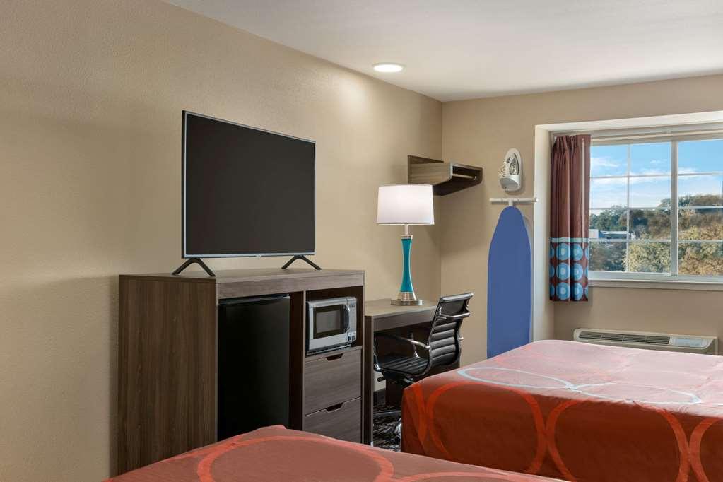 Super 8 By Wyndham San Antonio Airport North Hotel Kamer foto